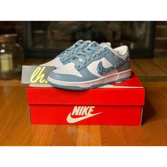 Sz 8 W Nike Dunk Low "Blue Paisley" - Picture 2 of 4